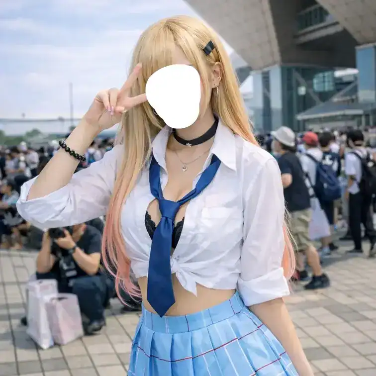 "完全顔出し"「僕もヤりたいです」とDMしてきた素人童貞のフォロワーに超人気コスプレイヤーちゃんを会わせてみた結果がこちら。女体に興奮しすぎておまんこから溢れる体液を全部飲み干そうとしてるとこです。