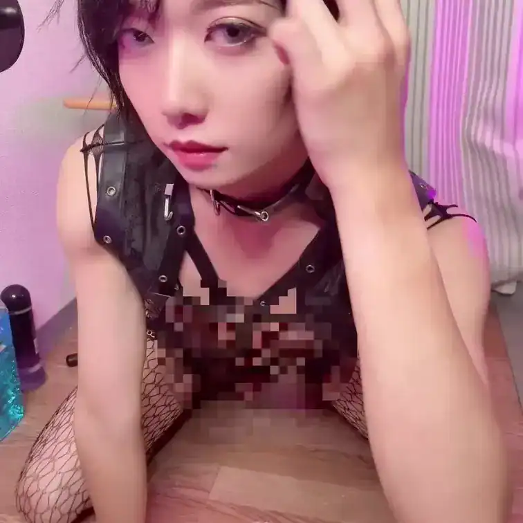 ボンデジバニー君のまえしっぽあそび