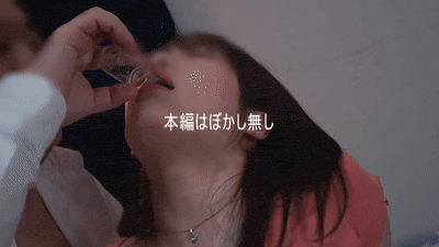 【エッチな気持ちになるオイルで連続絶頂】効き目がやばすぎて奥さん飛んじゃいました笑