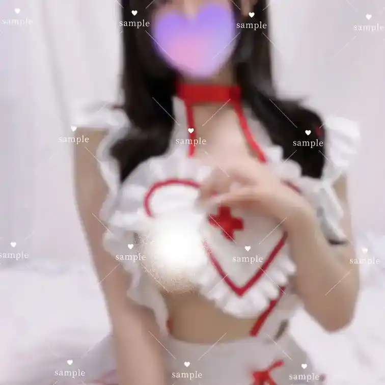 上も下もちらっ♡♡｜かわいい・コスプレ 1分