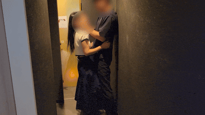 【36歳人妻】小柄な綺麗系ママと1ヶ月ぶりの再会✨待ち合わせで出会った瞬間からムラムラが止まらず、ホテルに入室し、即尺。そのあともフェラが気持ち良すぎて口内射精をしてしまいました。もうできないと言ってるのに出したあとも騎乗位で攻められ、最終的にいろんな体勢でやっちゃってます。かわいい喘ぎ声でイク人妻さんをぜひフルバージョンでお楽しみください。