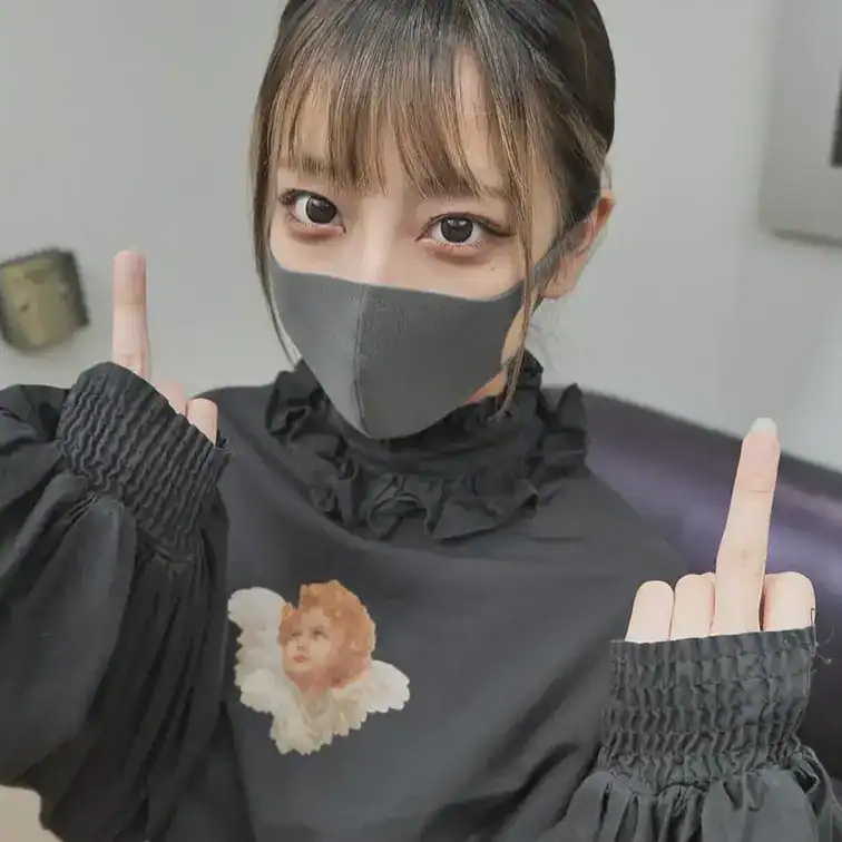 【個人撮影】こずえ18歳美人に中出し【山射】
